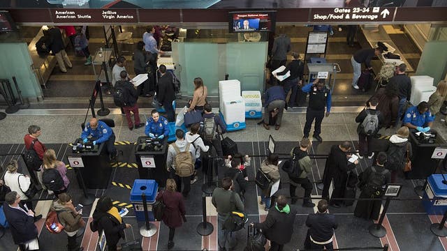 'We have a big problem': Experts fear the holidays will fuel the US COVID-19 crisis