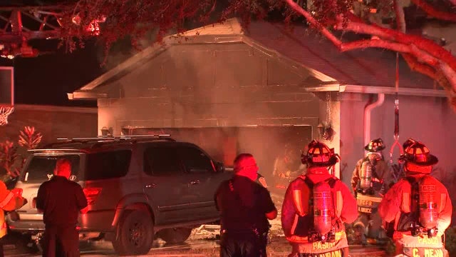Garage fire at Land O’ Lakes home under investigation