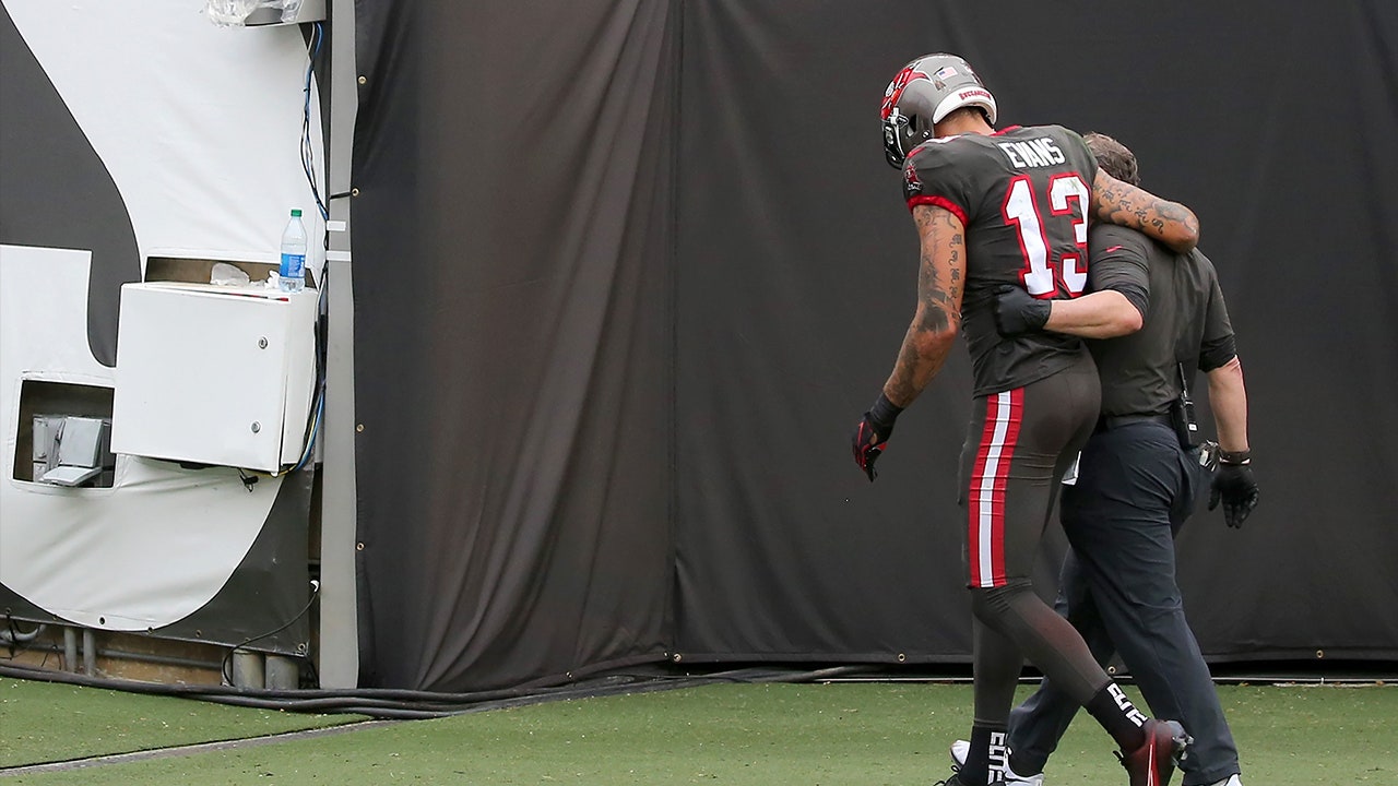 How Bucs receiver Mike Evans went from questionable to remarkable