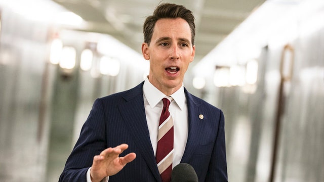 Loews cancels event for Sen. Josh Hawley at Universal Orlando’s Portofino Bay hotel