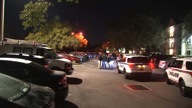 Tampa officer shoots, injures man who pointed gun, officials say