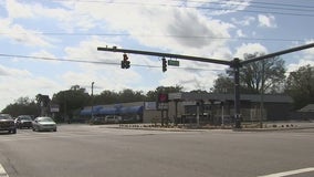 Lakeland red-light cameras can predict light-runner, extend light change to prevent crashes