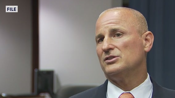 Teachers angry after superintendent seen without mask at Bucs celebration