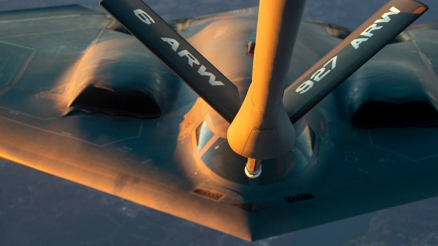 Photos: Refueling the Super Bowl flyover bombers