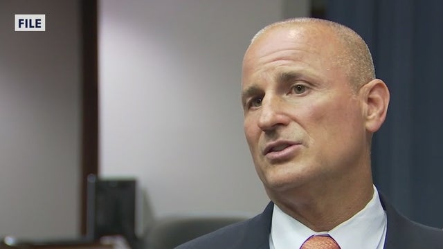 Teachers angry after superintendent seen without mask at Bucs celebration
