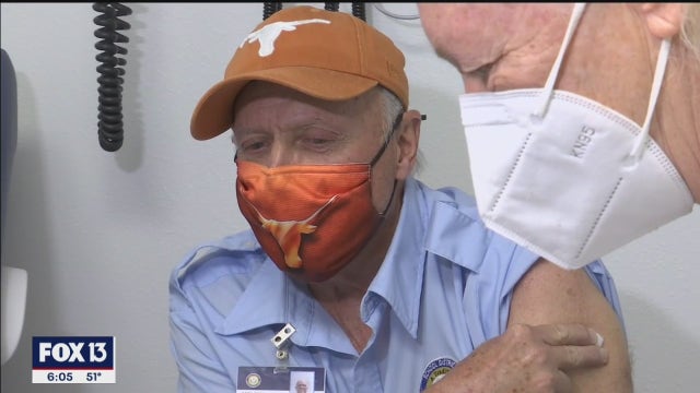 Manatee County school employees get COVID-19 vaccines