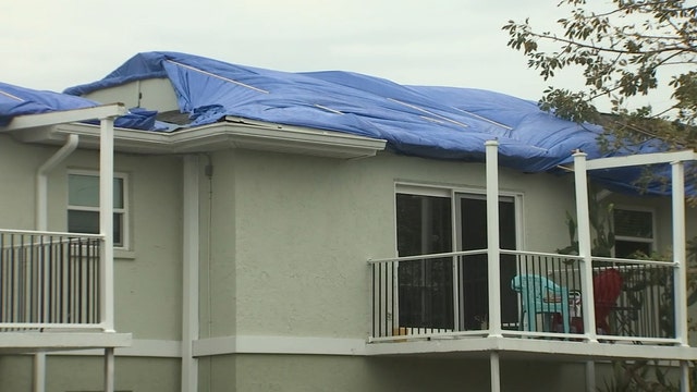 Tornado damages Pinellas County apartment complex