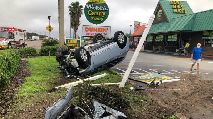 77-year-old woman killed in Davenport crash, police say - Vimarsana News