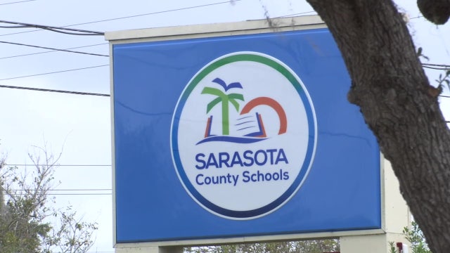 Sarasota schools: Licensed medical doctor must sign mask medical exemption form