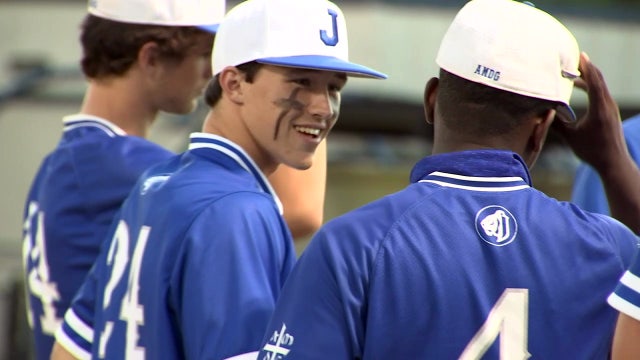 Tampa Jesuit baseball blends focus with fun