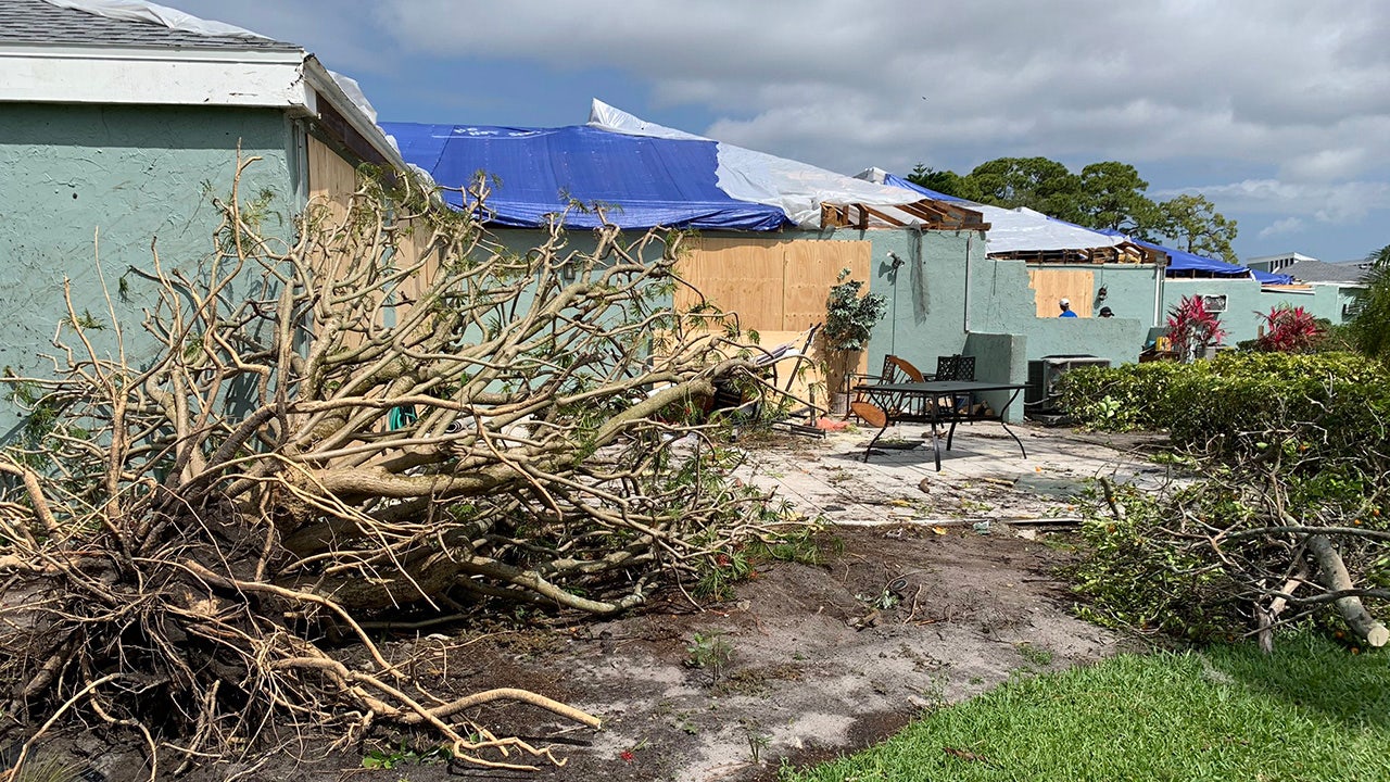 NWS Confirms Bradenton Damage Was From Tornado FOX 13 Tampa Bay   EyysP9GXAAwCI56 