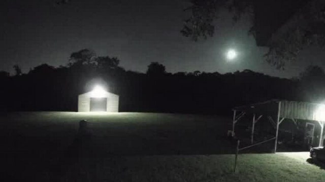 Fireball lights up night sky across Florida