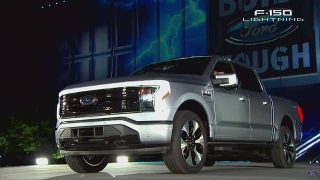 Ford unveils battery-powered Ford F-150 Lightning in electric debut