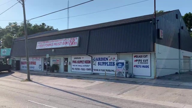 Family-owned South Tampa hardware store hands reins over to Ace Hardware, keeps pool company