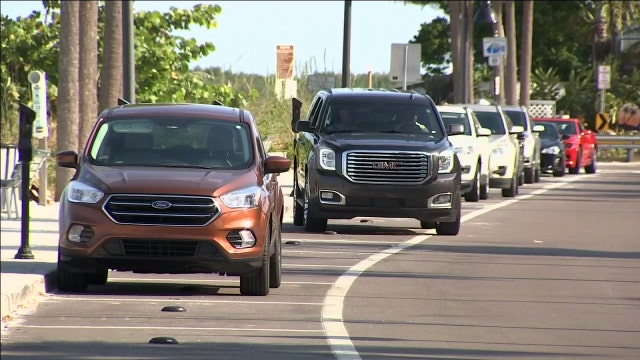 New site lets you find open beach parking spots in real time