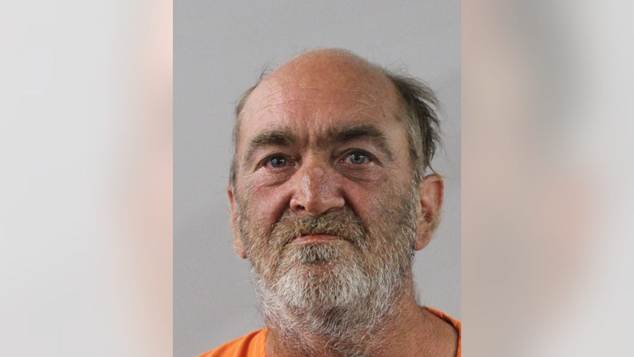 Local pastor poses as teen to stop registered sex offender - Vimarsana News