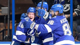 Lightning flip script on Canadiens to take Cup Final lead