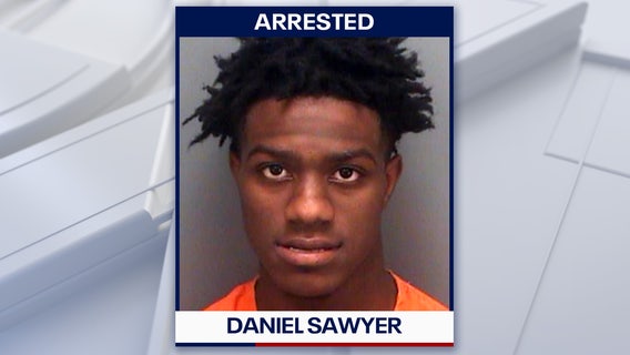 Man, 19, accused of forcing 14-year-old girl into sex act on Pinellas school bus