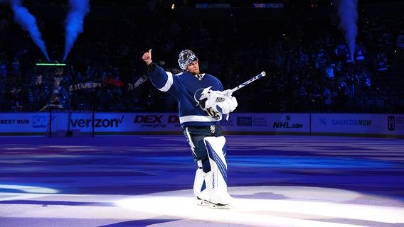 Kucherov shines, Lightning beat Islanders 4-2 in Game 2 of semifinals