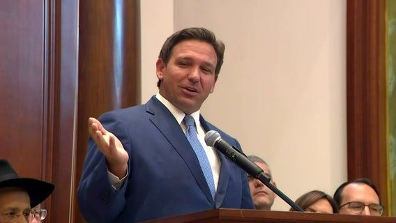DeSantis signs bill mandating moment of silence in schools