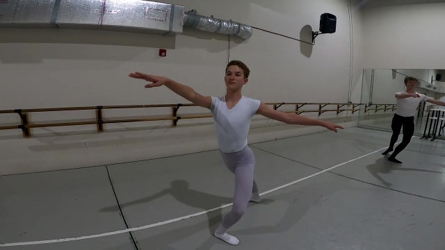 Sarasota teen headed to London after winning scholarship to Royal Ballet School