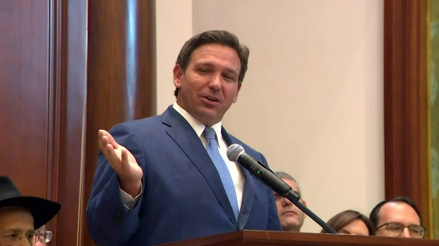 DeSantis signs bill mandating moment of silence in schools