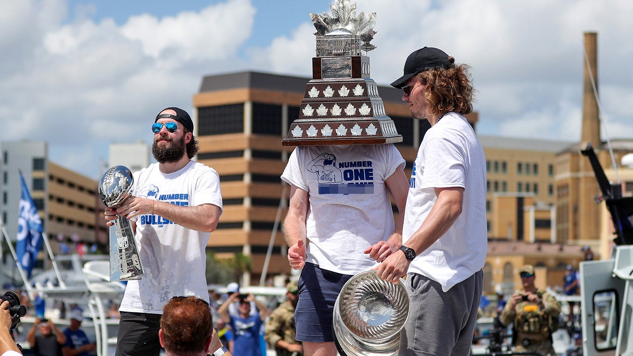 Lightning celebrate another Stanley Cup with boat parade, Sports