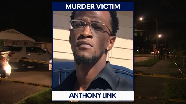 Man found dead inside car parked in St. Pete alley, police say