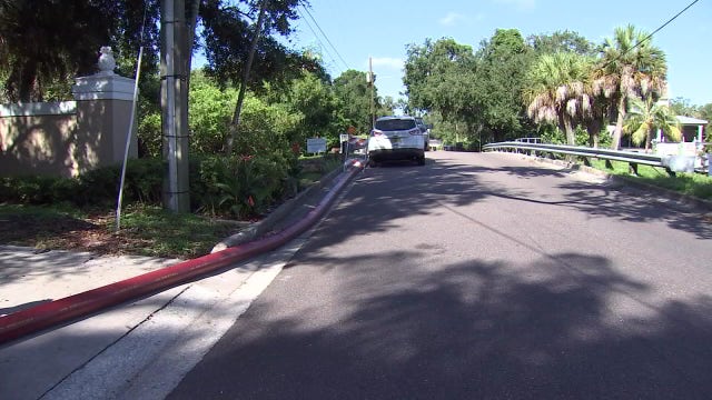 Sewage spills around Tampa Bay add fuel to red tide, scientists say