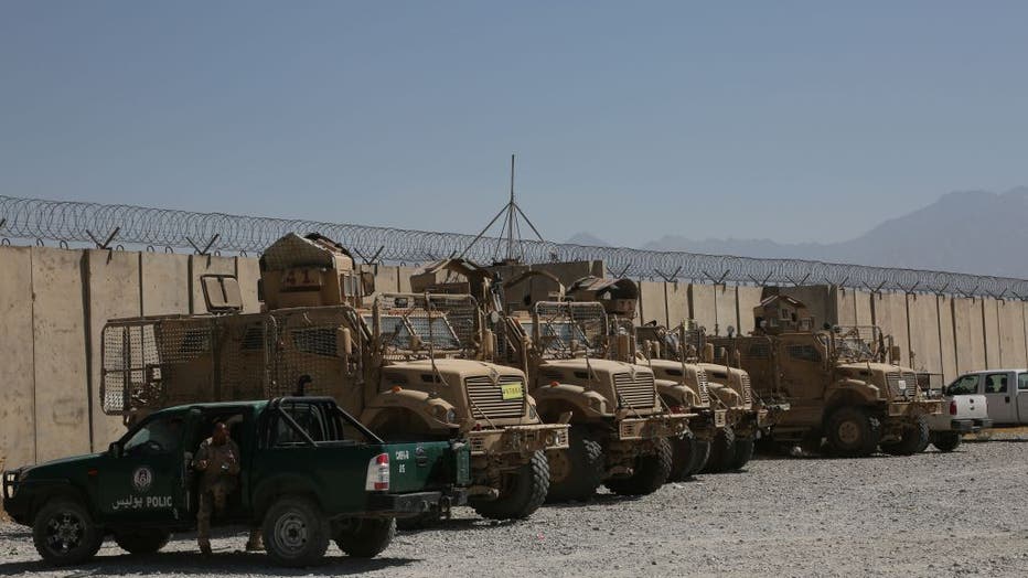 2877a7bf-AFGHANISTAN-PARWAN-BAGRAM AIRFIELD-U.S. AND NATO FORCES-EVACUATING