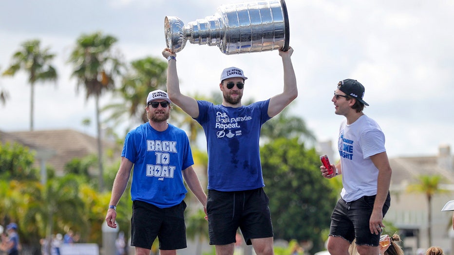 Tampa preps another boat parade to celebrate the Lightning's Stanley Cup -  Axios Tampa Bay