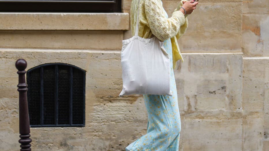 Street Style At  Paris Fashion Week - Menswear Spring/Summer 2022