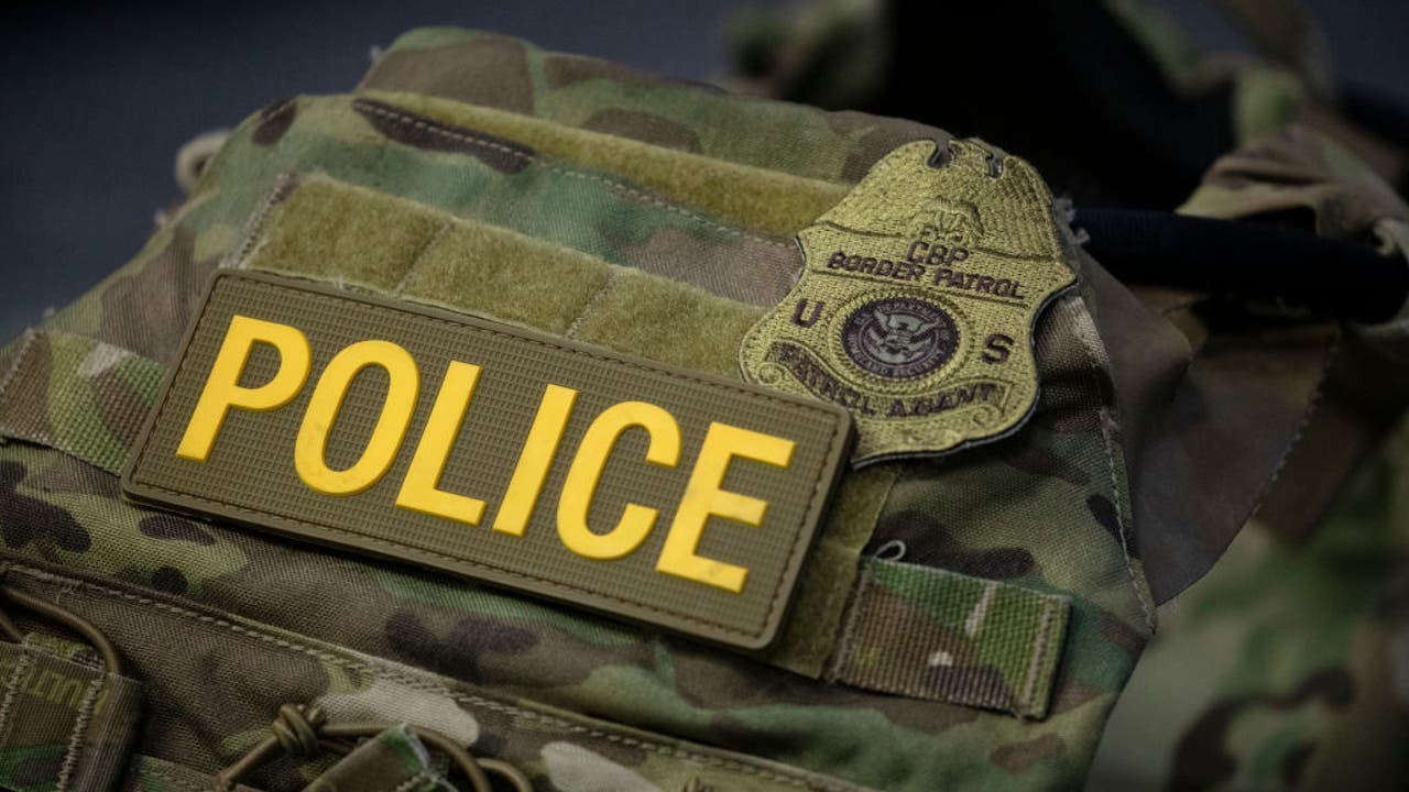 U.S. to outfit border agents with body cameras in major oversight