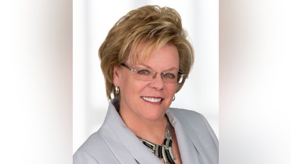 USF board of trustees select interim president as Dr. Steve Currall retires