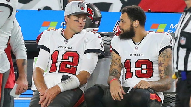 Super Bowl champs rest starters, fall to Bengals 19-14