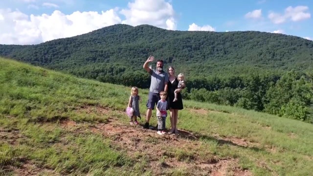 ‘Destination unknown’: Tampa family refurbishes school bus, sets out to see America