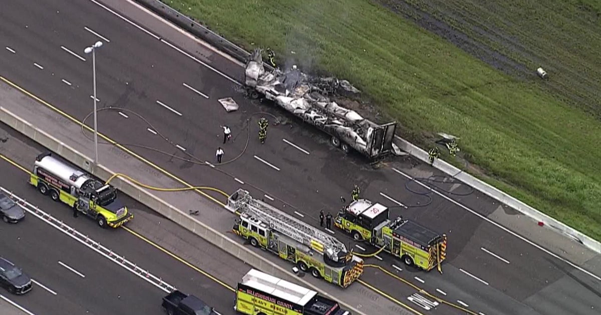 FHP: 1 killed in fiery crash on Veterans Expressway | FOX 13 Tampa Bay