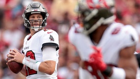 Brady has 276 yards, 5 TDs; Tampa Bay Buccaneers rout Falcons 48-25