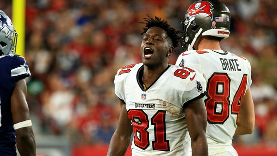 Bucs put Antonio Brown on COVID-19 list; unlikely to play Sunday