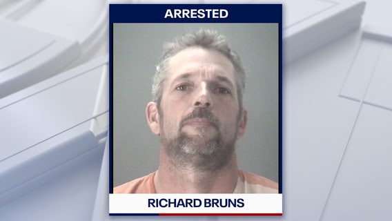 Barricaded man inside Pasco hotel arrested on attempted murder charge