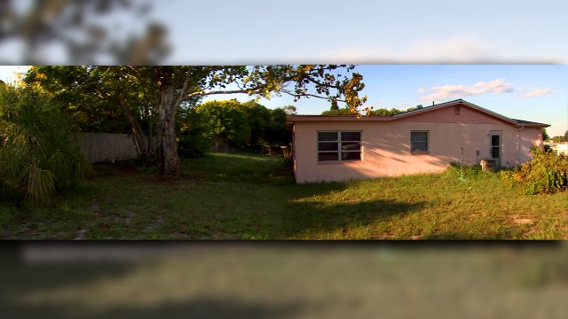 Foul smell leads Pasco County deputies to 'heavily decomposed' body in backyard