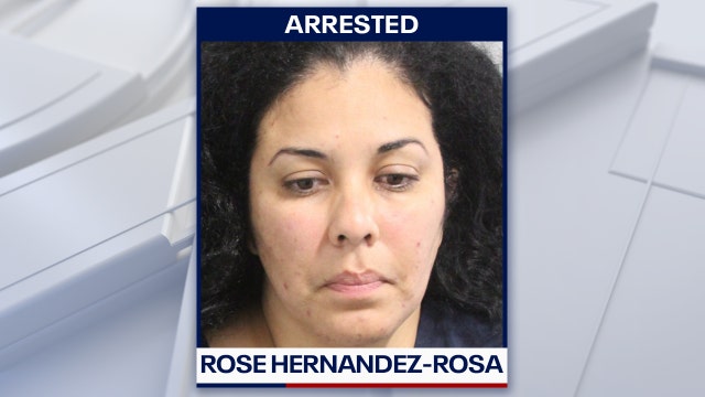 Polk school cafeteria worker charged with murder, accused of stabbing boyfriend to death