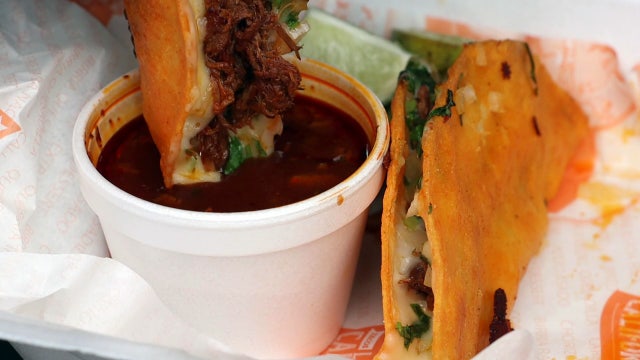 Quesabirria tacos: Food truck brings taste of California to Tampa