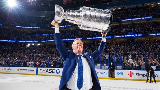 Tampa Bay Lightning’s Jon Cooper signs 3-year contract extension