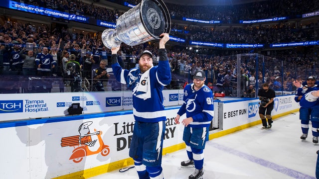 NHL Eastern Conference race still runs through 'Champa Bay'