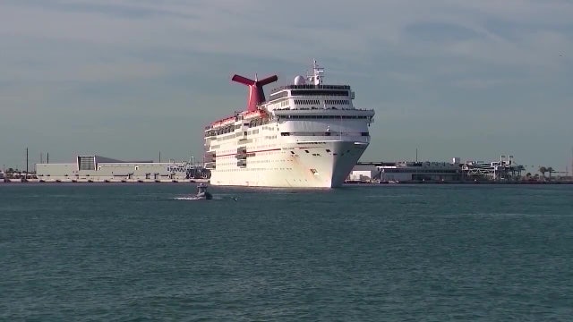 2022 holiday travel season: What to expect on the roads and in the air