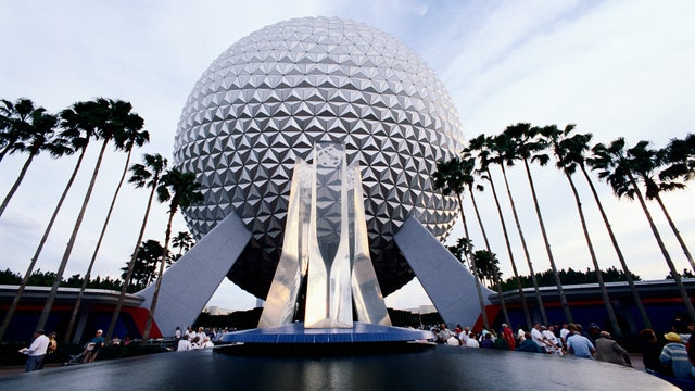 Woman visiting Disney World reports $40,000 in fraudulent charges after losing Apple Watch at EPCOT