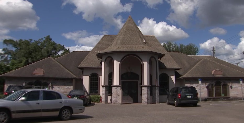 Cat On Funeral Home Roof Becomes Neighborhood Icon
