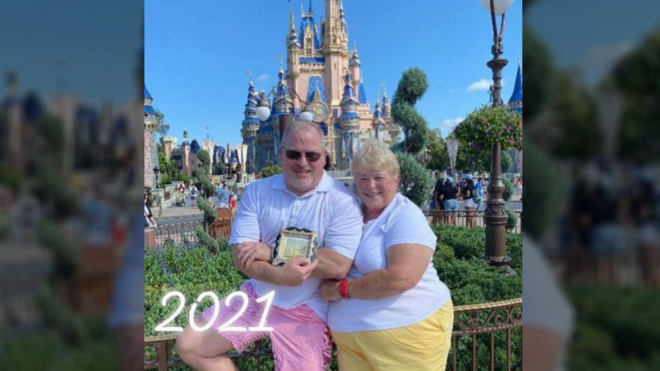 SUSAN-BILL-KROLL-magic-kingdom-2.jpg