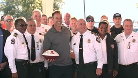 Mike Alstott donates Thanksgiving dinners to all 46 HCFR stations